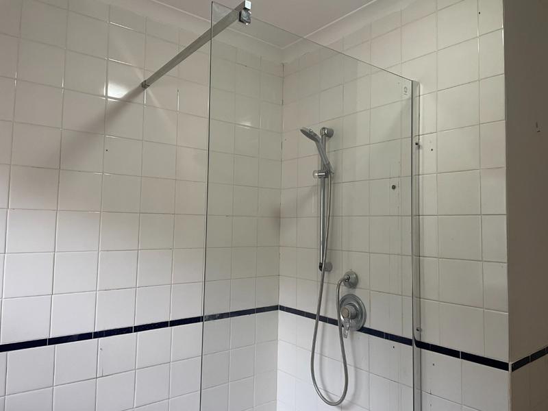 To Let 5 Bedroom Property for Rent in Kommetjie Western Cape